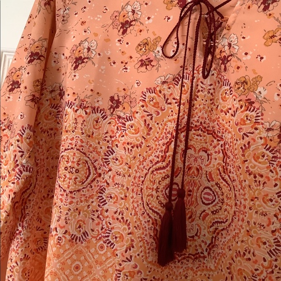 Sanctuary Pull Over Blouse/Top - Picture 3 of 3